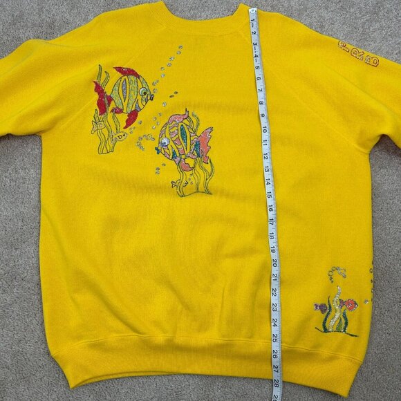 Vintage Hanes Hand Painted Sweatshirt Womens XL Yellow Fish Made in U.S.A Ladies - Picture 10 of 11